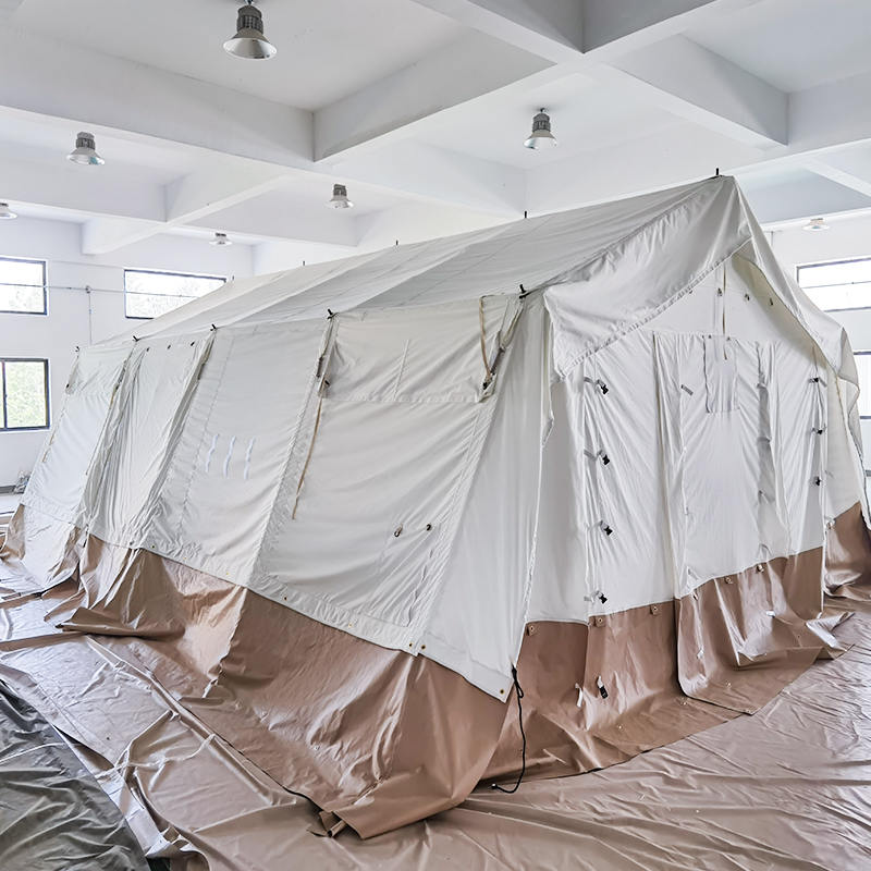 Cort de bază pentru cort multifuncțional, standard MSF/ICRC/IFRC, de 45 m², folosit pentru școală, birou, clinică