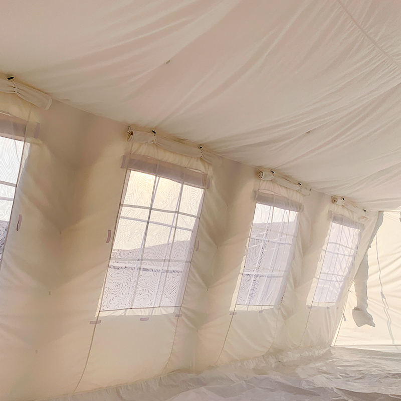 Cort ignifug multifuncțional standard UNICEF de 42 m²