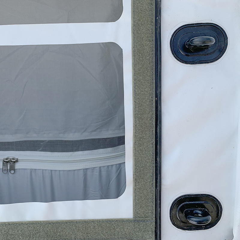 Cort gonflabil pentru dispensarul Crucii Roșii de 30 m²